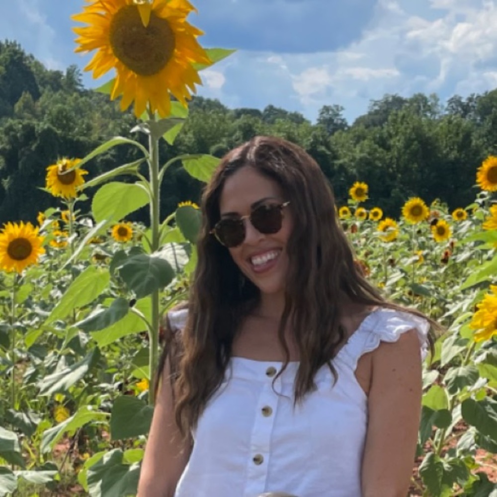 Meet your Posher, Leah